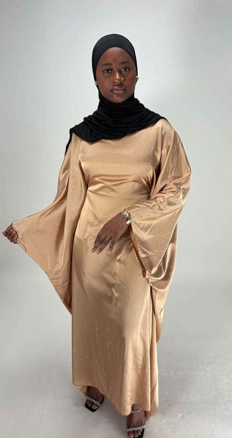 Abaya satinée pailletée