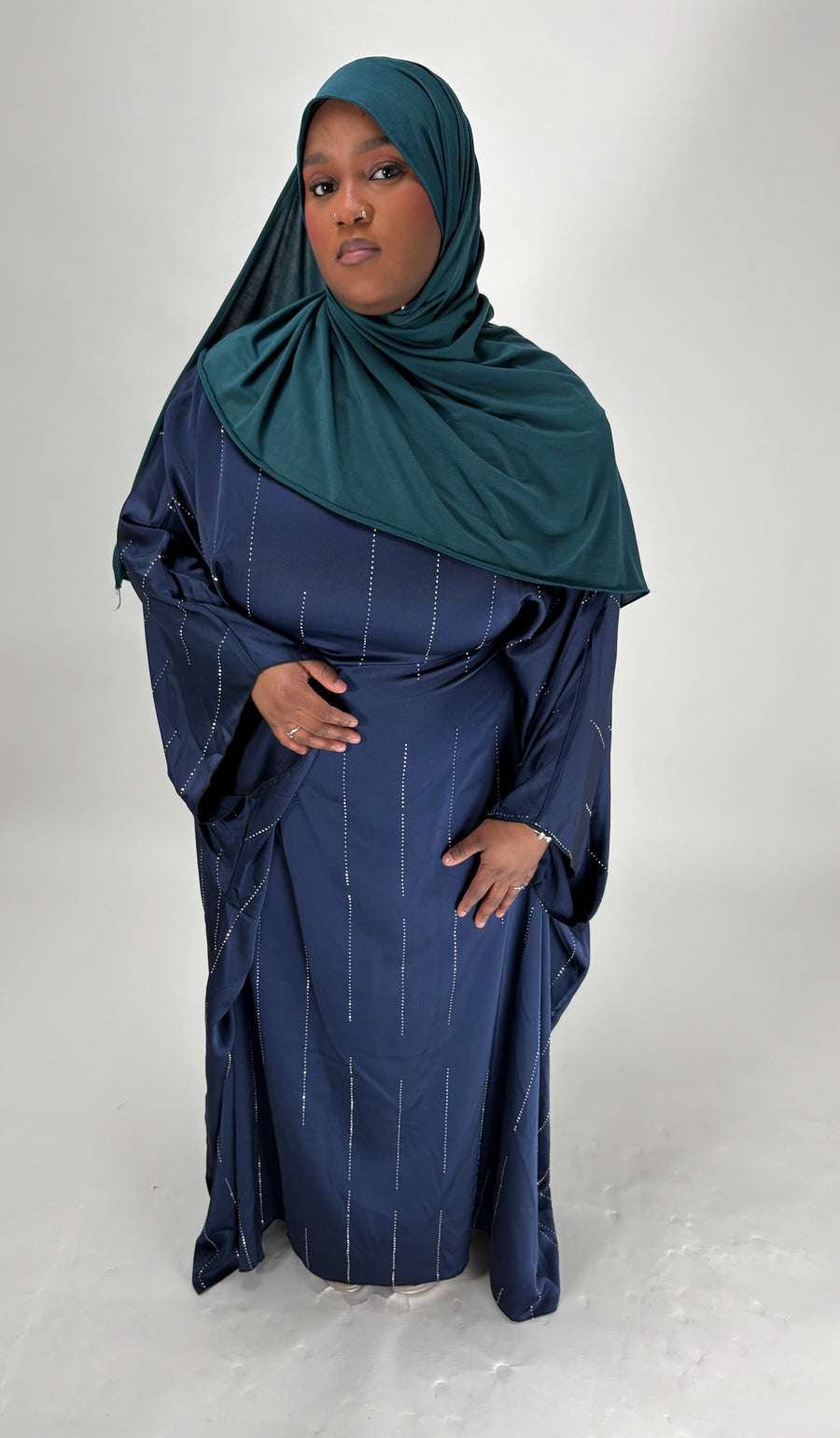 Abaya satinée pailletée